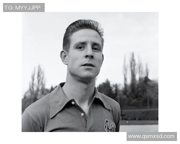 无冕之王的荣耀与遗憾足球明星背后的奋斗与坚持