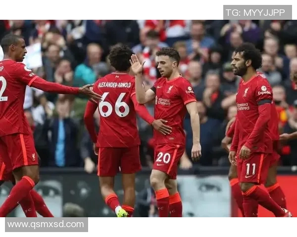 赛后分析：上海足球队与北京足球队的团队协作表现与战术探讨