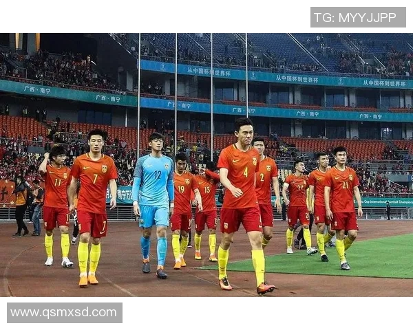 赛后分析：重庆足球队与武汉足球队的表现与状态对比探讨